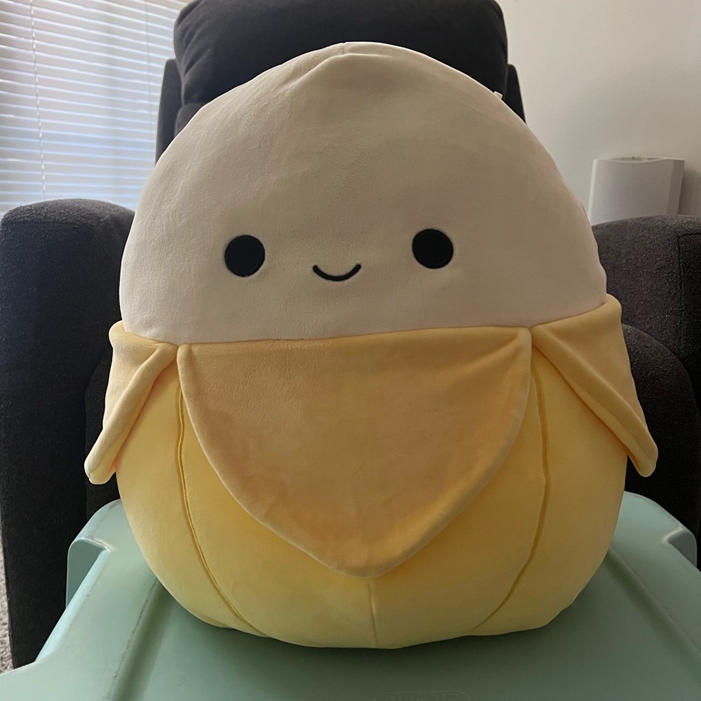 16”Junie the Banana Squishmallow